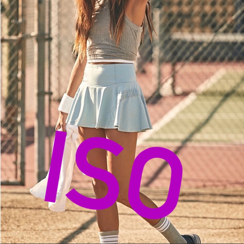 ▶️◀️. ISO ◀️◀️◀️pleats and thank you skort in SZ XS NOT FOR Sale